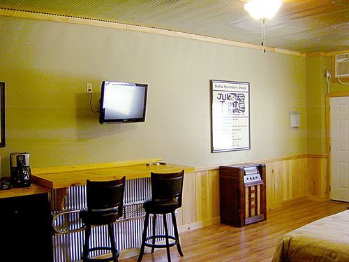 Bluestown Inn Кларксдейл Экстерьер фото
